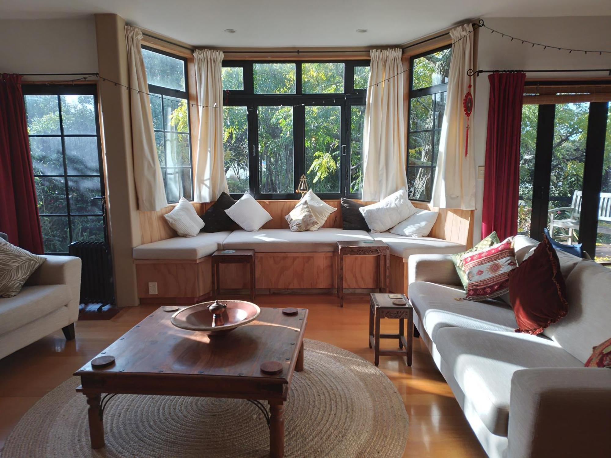 Birds Eyes Te Awanga Bed and Breakfast Εξωτερικό φωτογραφία